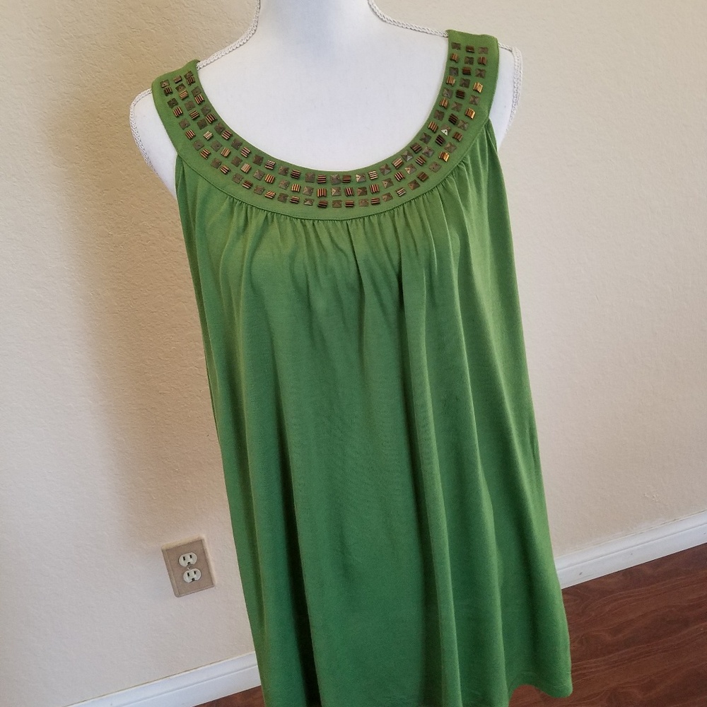 APT.9 green embellished top. Size 2X